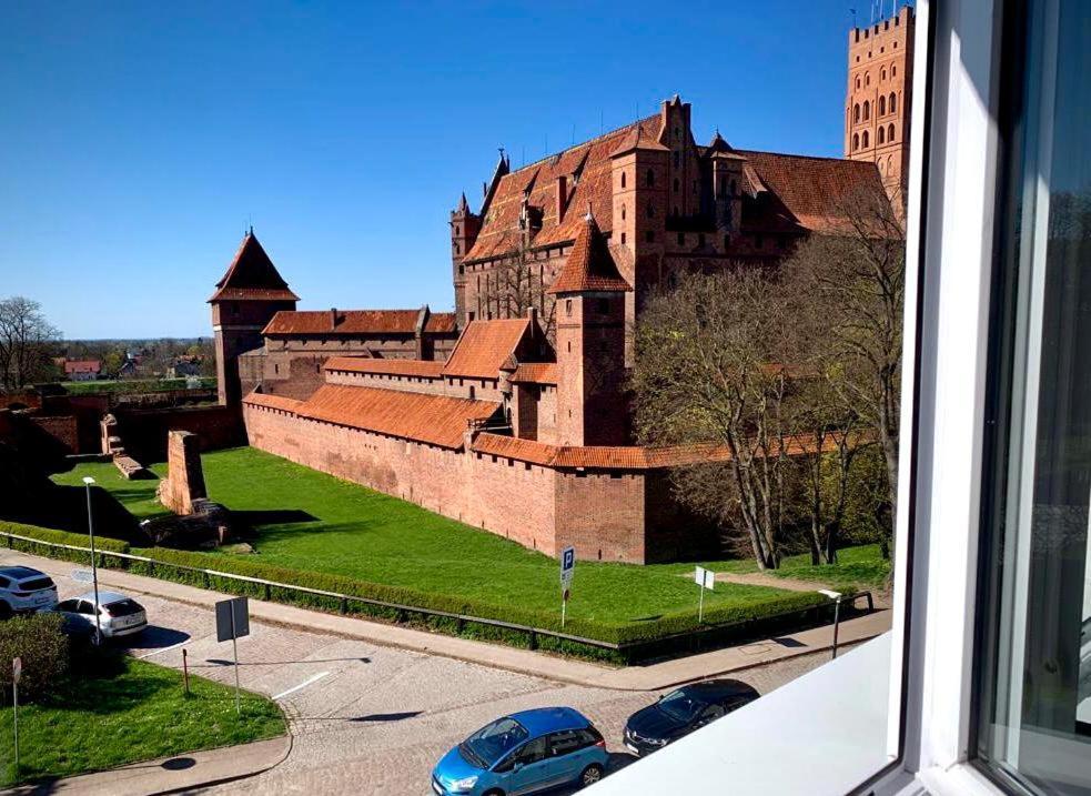 Widok Zamku O Poranku Apartment Malbork Exterior photo